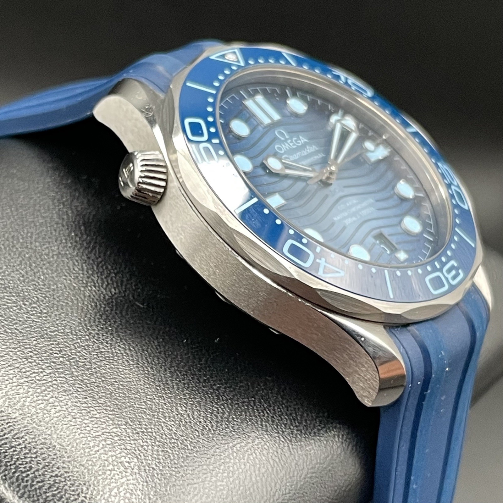 OMEGA Seamaster Diver 300M 210.32.42.20.03.002 Summer Blue – Full Set