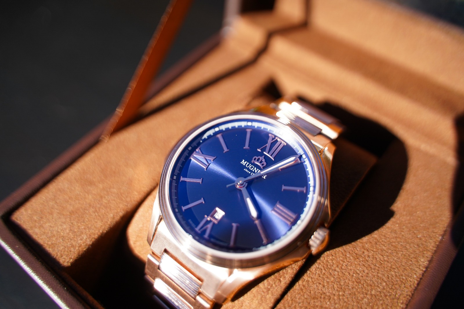 Mugnier Swiss Movement Luxury Dress Watch – Rose Gold & Royal Blue Dial