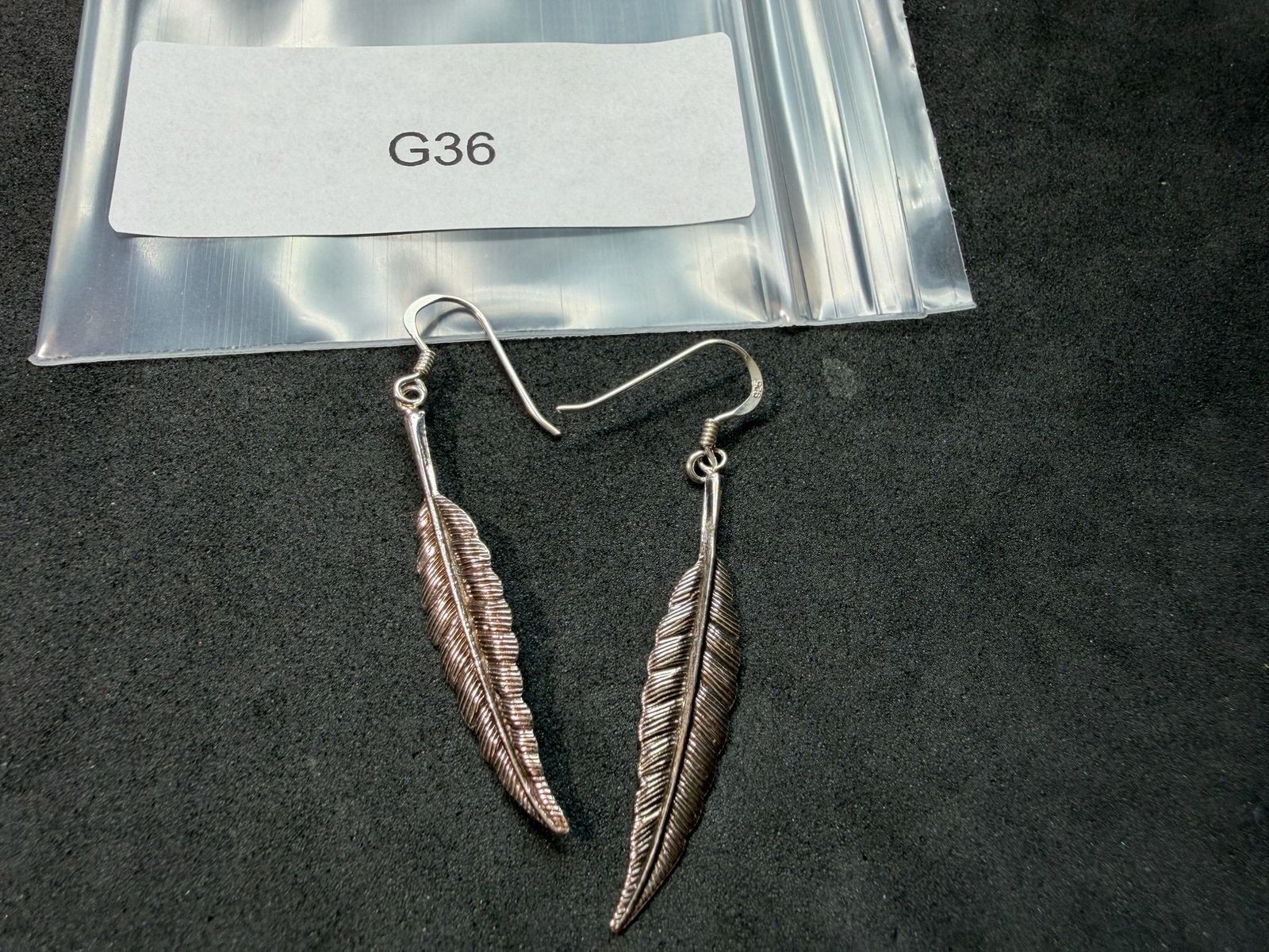 1.58g Vintage Sterling Silver 925 Feather Dangle Drop Earrings Boho Style M