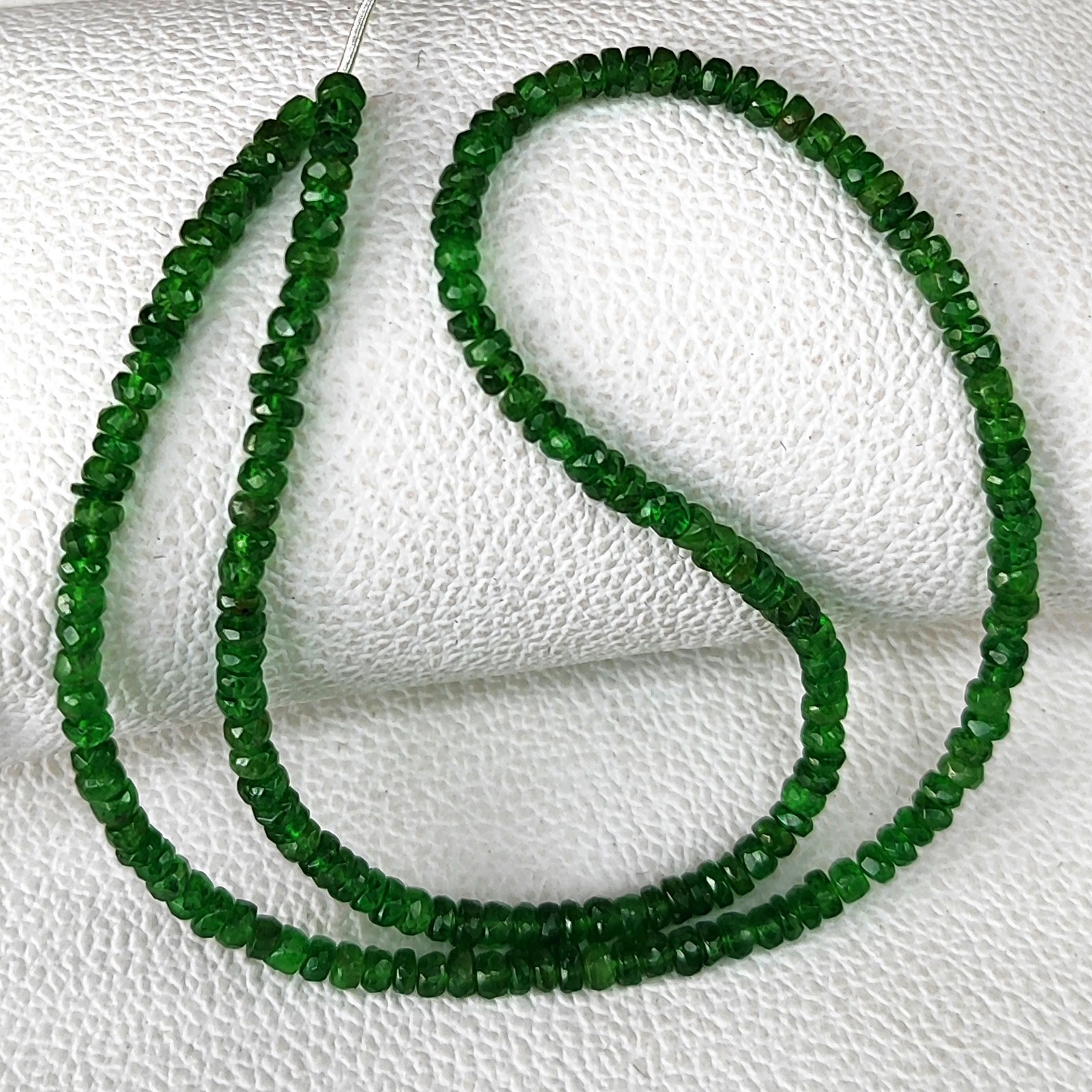 Chrome Diopside Gemstone Beads 4mm Faceted Rondelle 16″ Strand