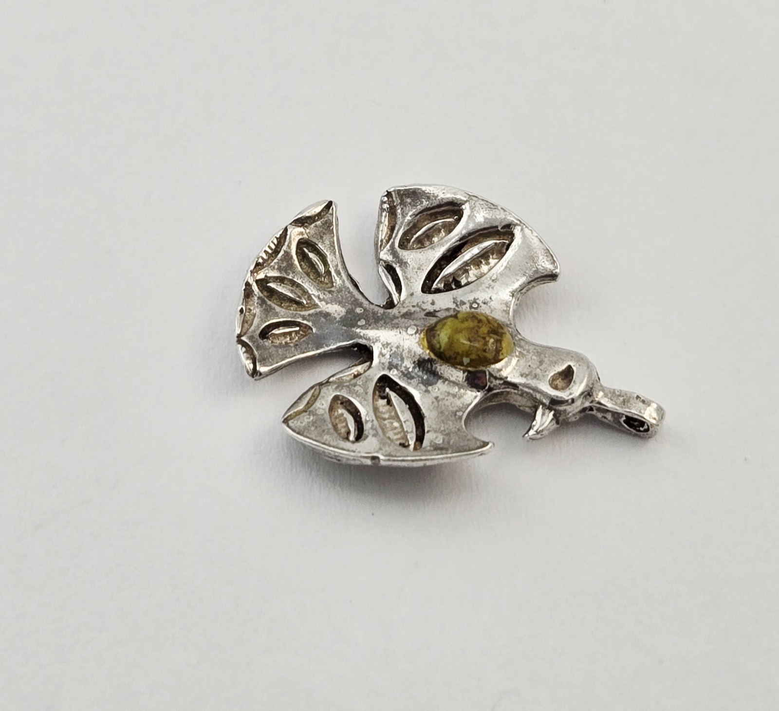 VTG Native American Thunderbird Sterling Silver Green Gemstone Pendant – 3.0g