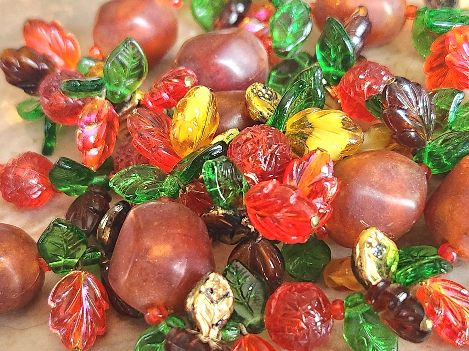 1950s Lucite Plastic & Glass Fruit Salad Carved Bead Necklace 20″ West Germany