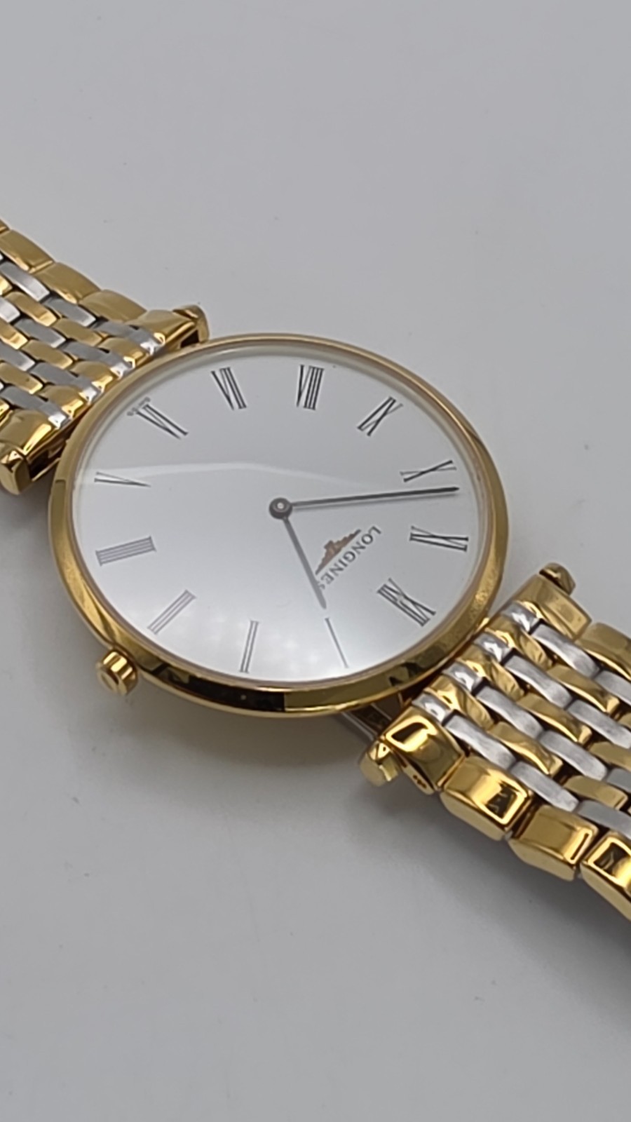 Longines La Grande Classique de Longines Gents Slim Watch in Longines Box.