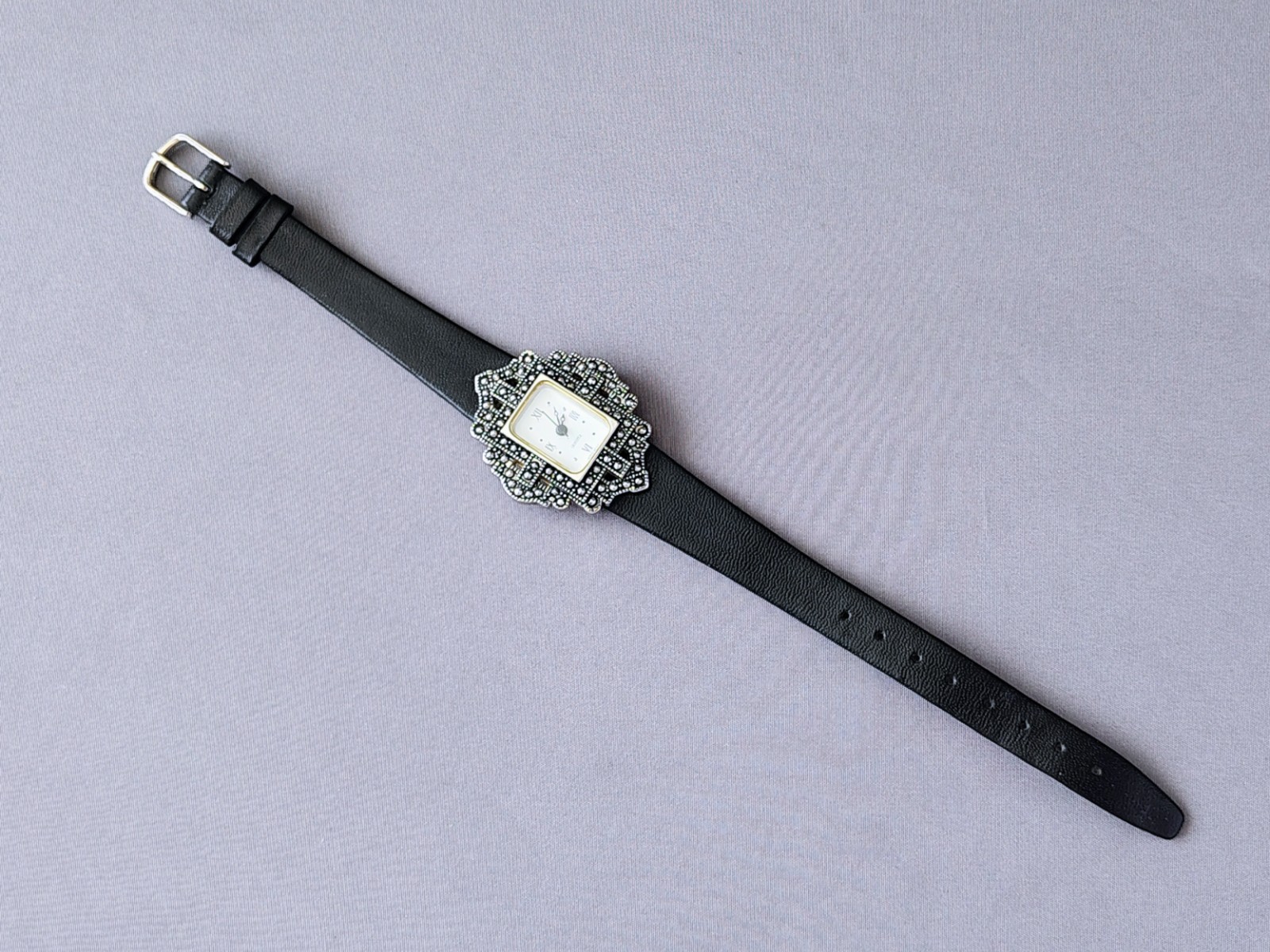 Vintage 1992 AVON ‘Victorian Time’ Watch Black Leather Band New Battery 6″-7.75″
