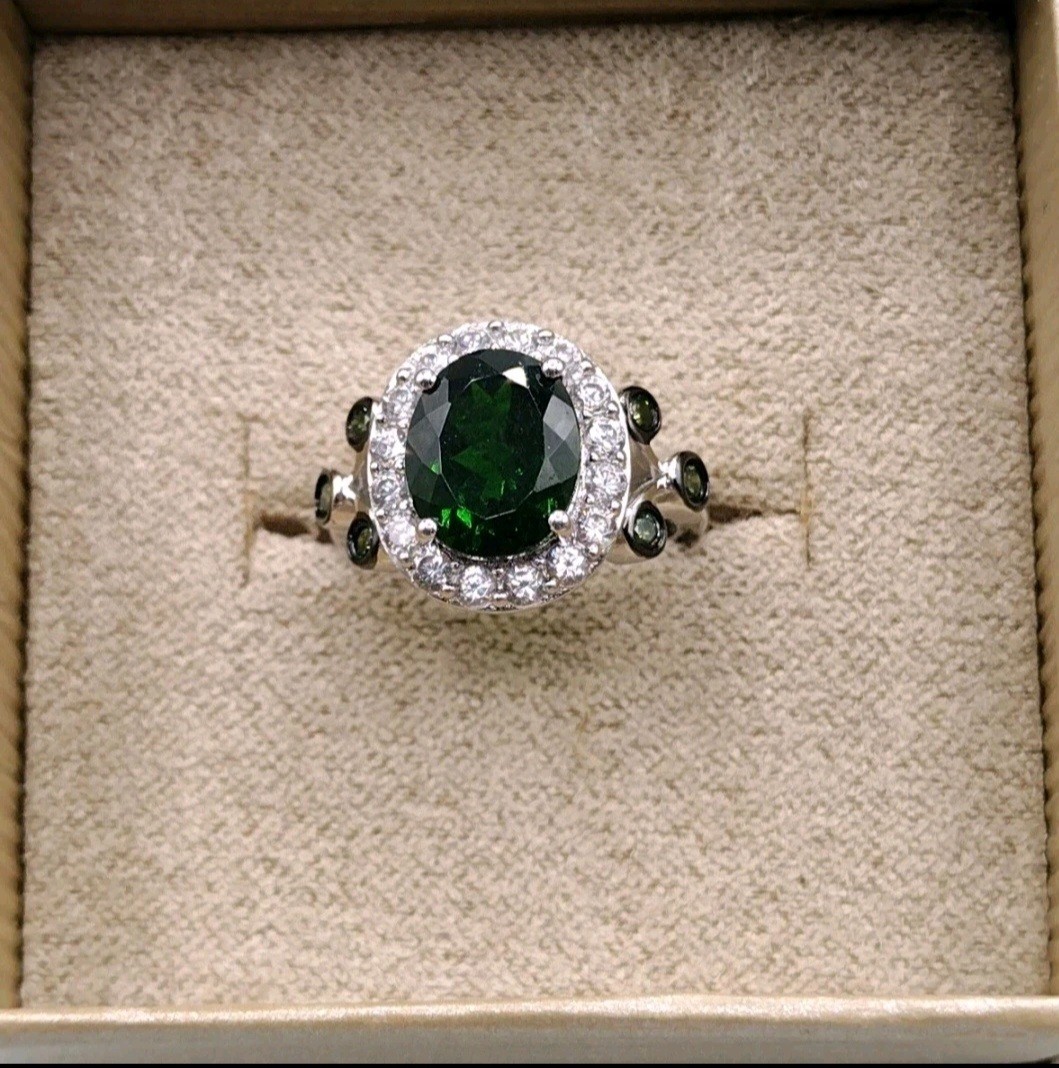 BBJ SIGNED 2.29 Chrome Diopside W/.78 White Zircon W/.14 Green Diamond RING…