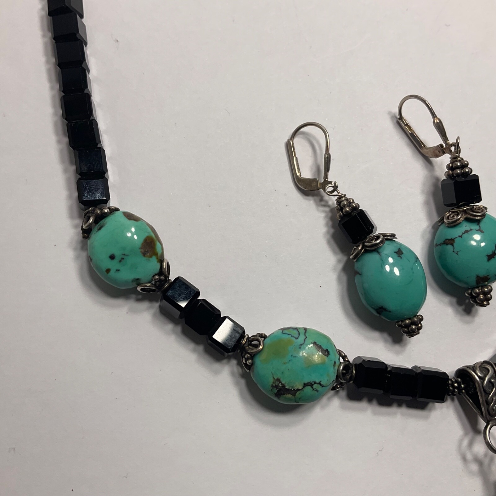 Vtg Genuine Turquoise Black Glass Beaded & Drop Pendant Necklace Earring Set 925