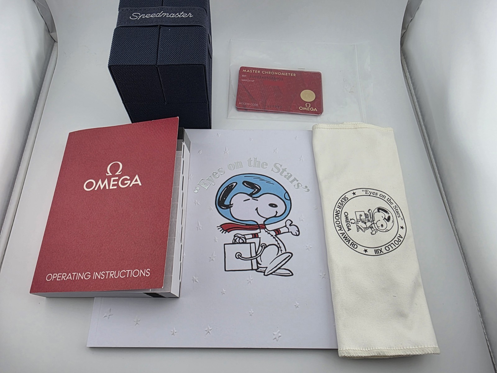 OMEGA Speedmaster Professional Snoopy 310.32.42.50.02.001 Full Set New – 50th
