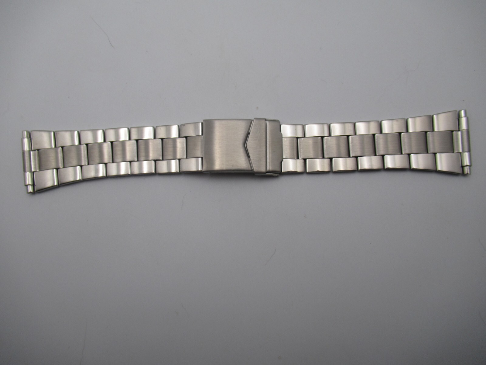 Wide Metal 20-26MM Stainless Steel Watch Band