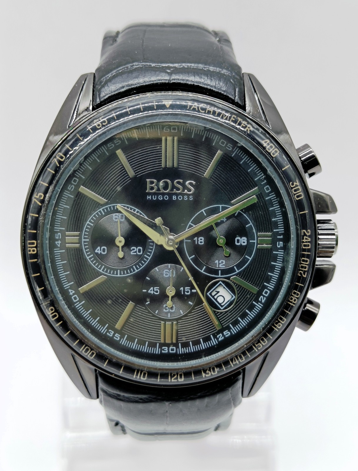 Awesome Hugo Boss Chronograph Date Indicator Quartz Analog Men’s Wrist Watch