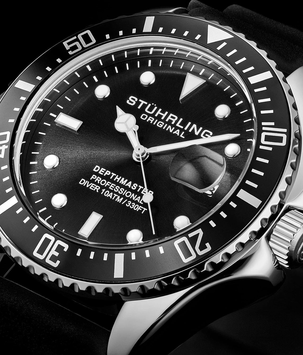 Stuhrling Mens Water Dive Watch Silver 42mm Case Screw down Crown Rubber Strap