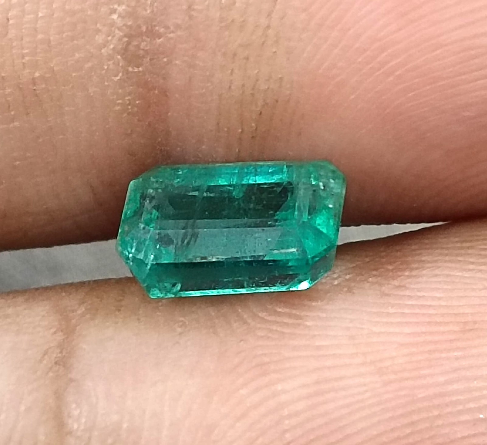 1.83ct Natural Emerald GSI Certified Octagon Cut Medium Green Zambian Gemstone