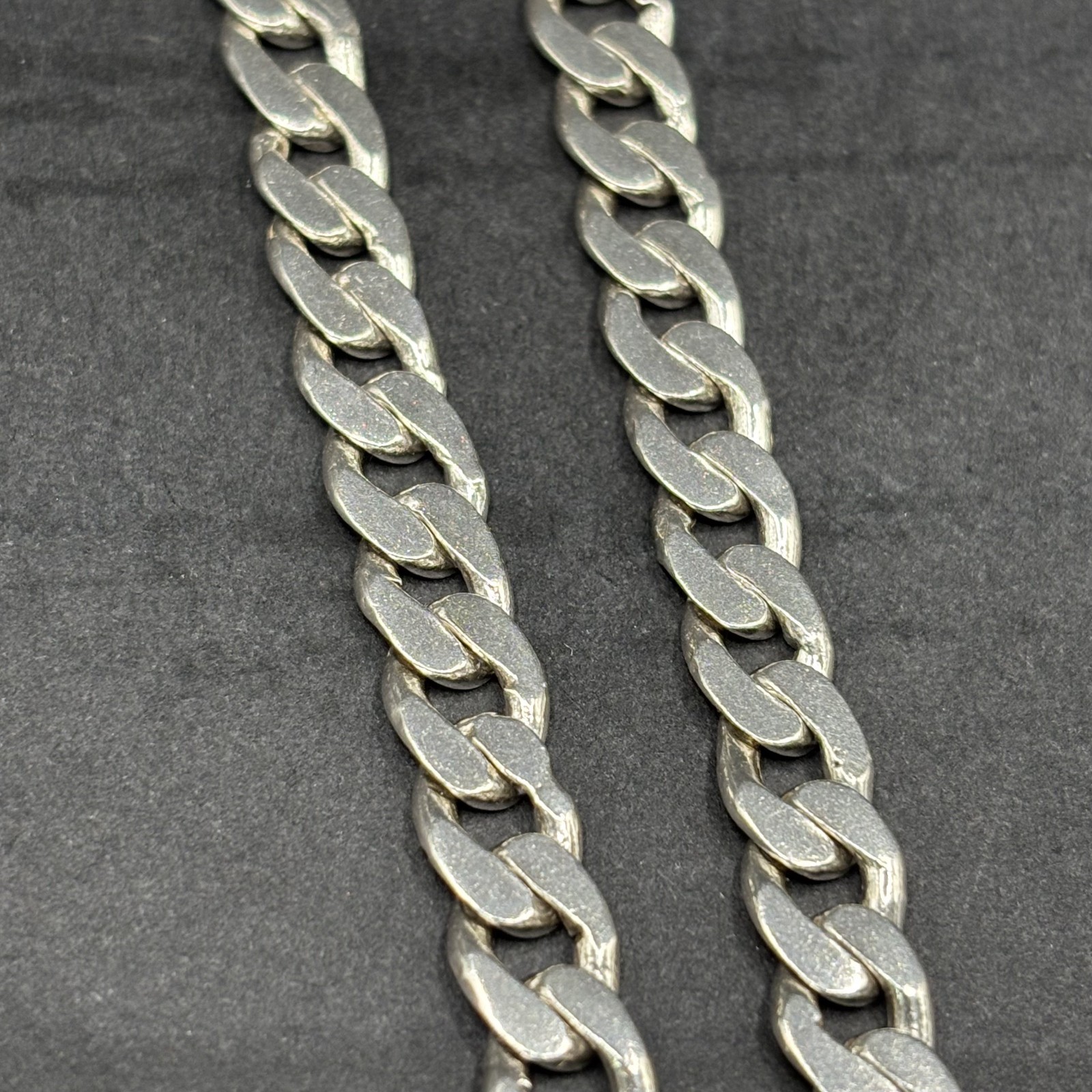 925 sterling silver cuban link chain, 45.4grm, 20” long, 6.5mm