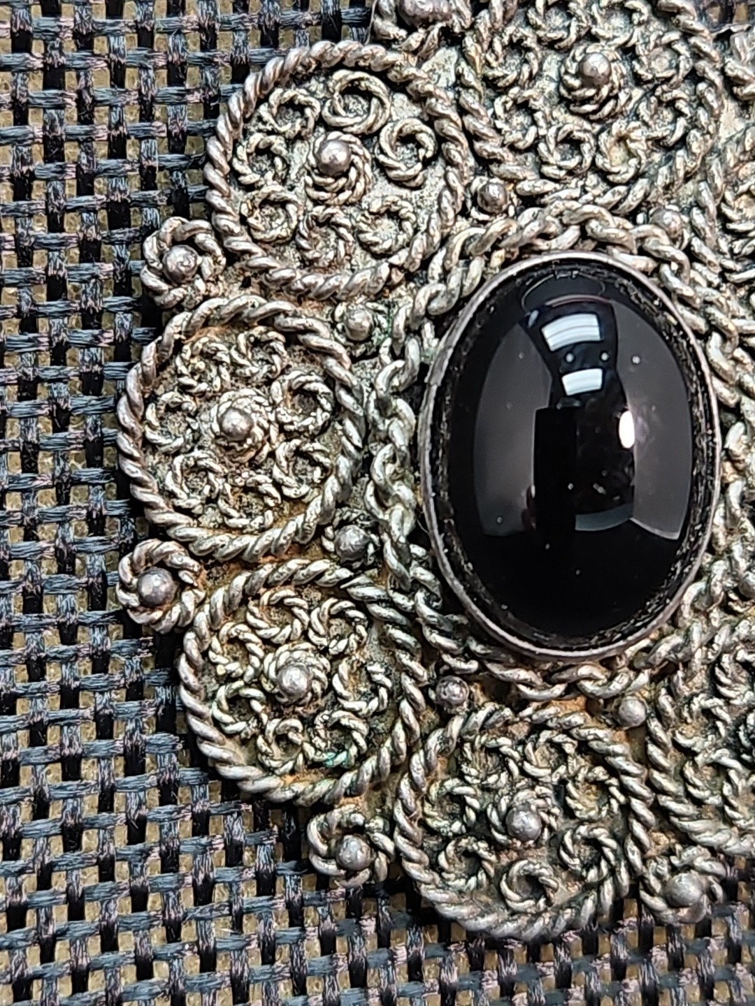 Vintage Israel 900 Sterling Silver Black Onyx Intricate Filigree Pendant Brooch