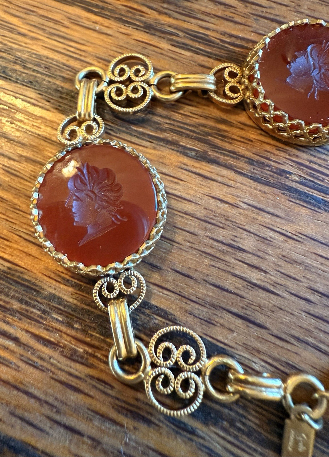 Vintage 1-20/ 12K Gold Filled Intaglio Cameo Set Tested