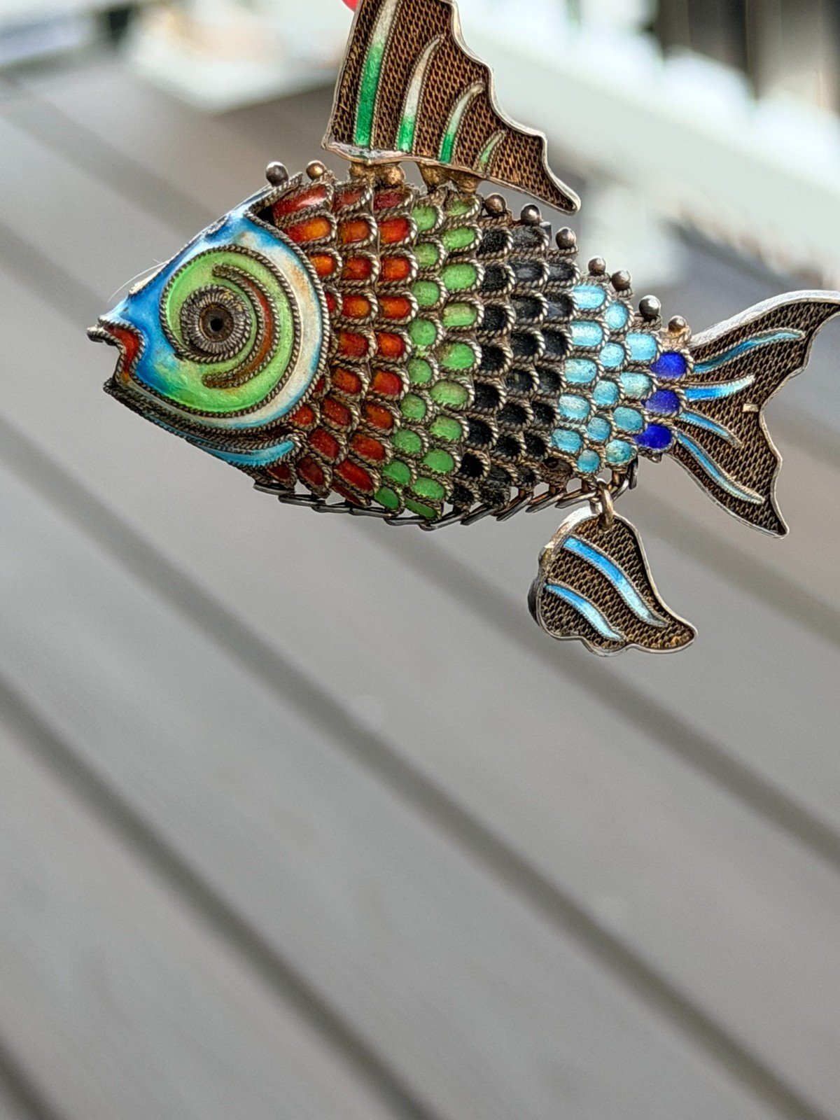 Vintage Chinese Export Silver Filigree Enamel Articulated Fish Brooch Hong Kong