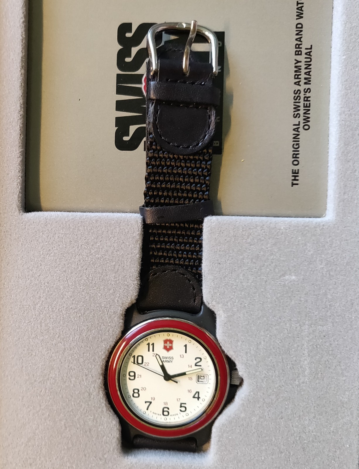 Marlboro Unlimited Swiss Army Watch Brand New In Box Needs Battery Never Used
