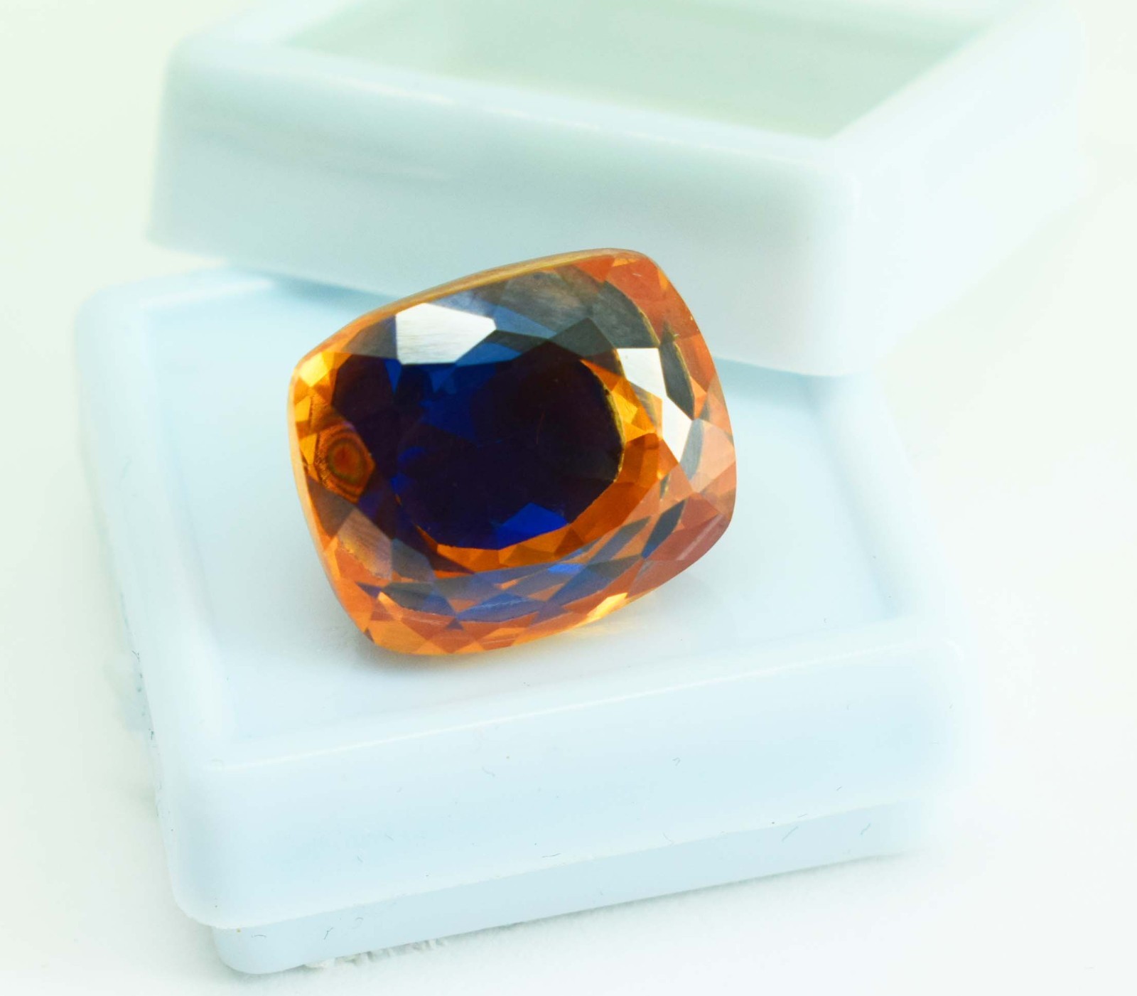 12Ct Natural Pitambari Sapphire Bicolor Gemstone Cushion cut loose Pitambari