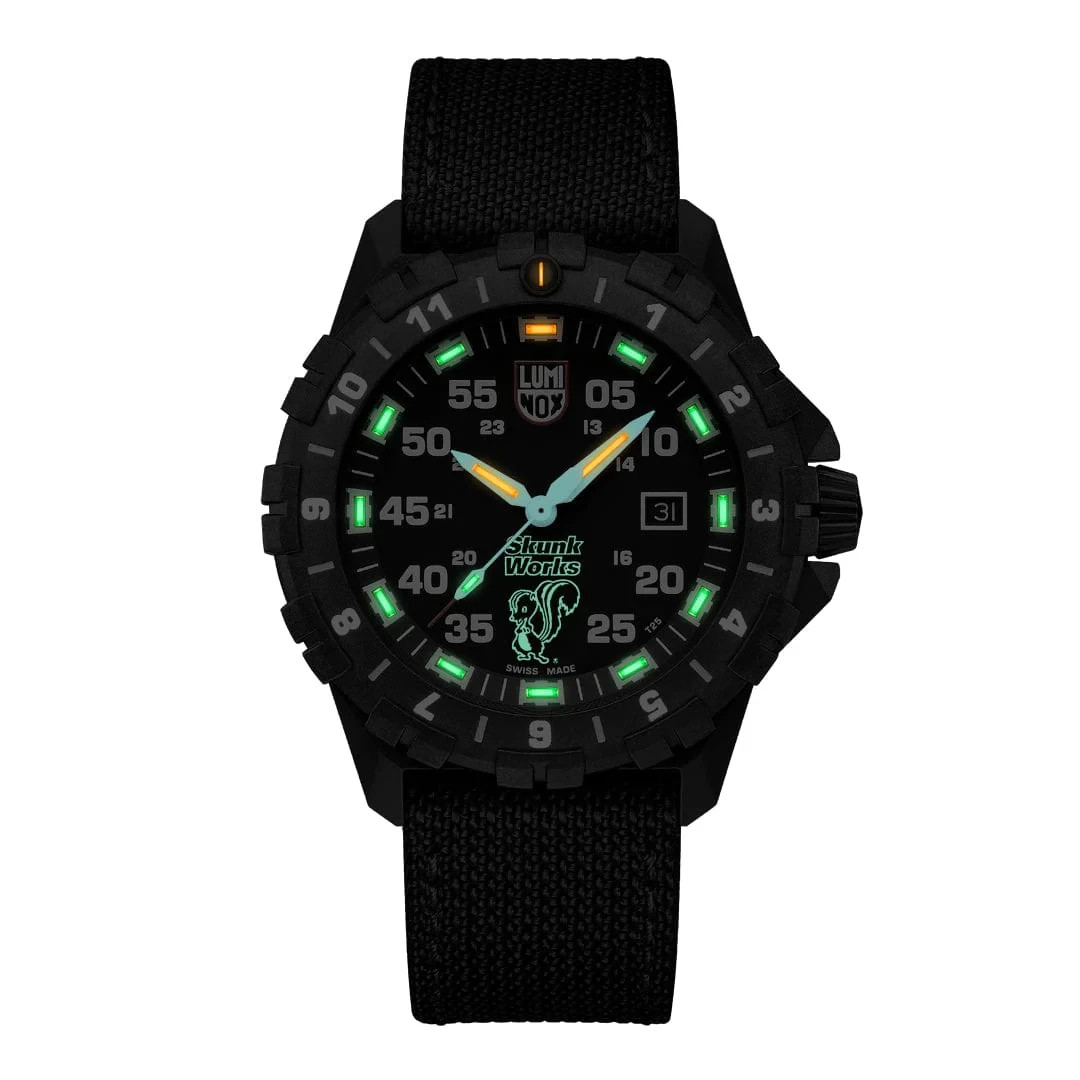 Luminox F-117 NIGHTHAWK x Skunk Works 6440 Heritage Pilot Watch – XA.6442.H NEW