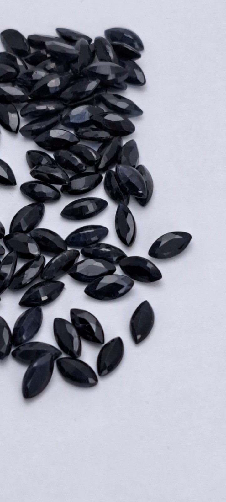 100 pieces Marquise Shaped Black Synthetic Cubic Zirconia Loose Stones 5x3mm