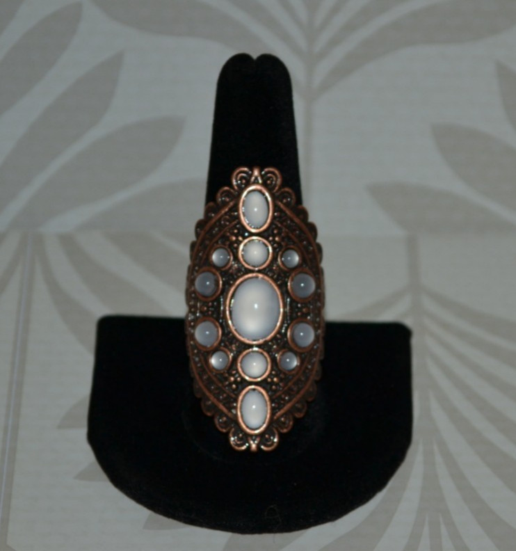 Vintage 70s-80s Mil Cabochon Art Deco Ring
