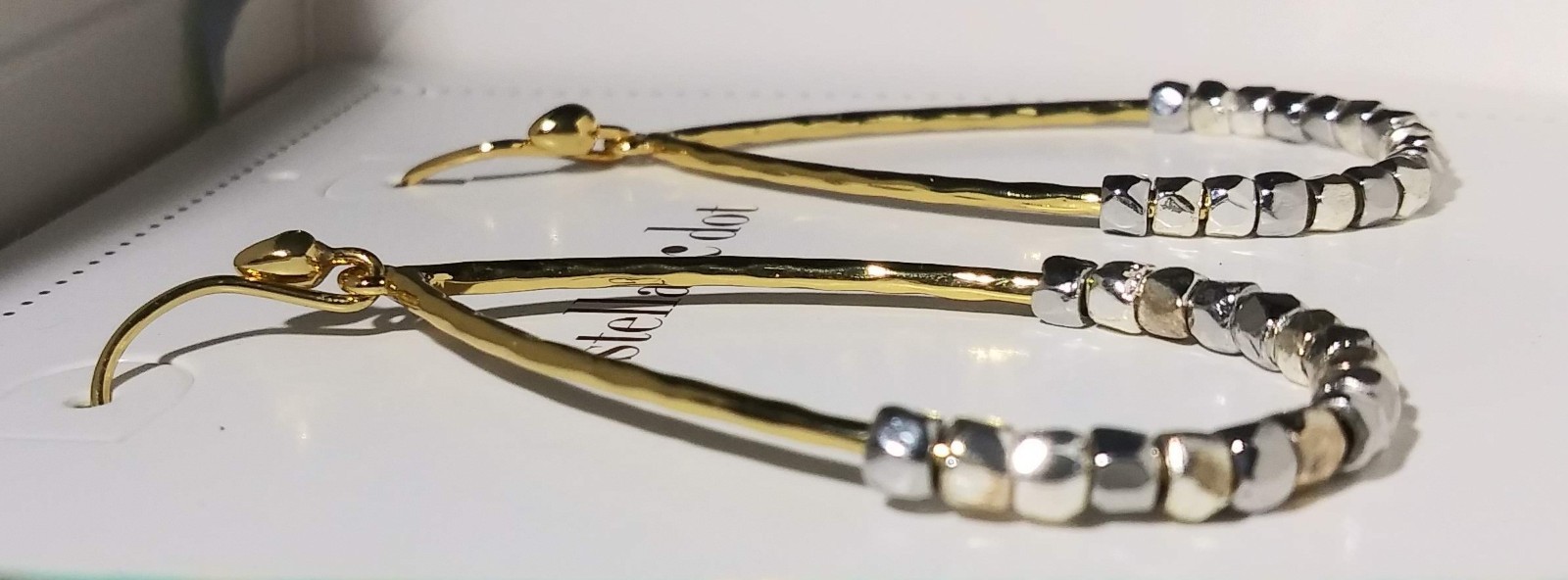 Stella & Dot Rhett Hoops Earrings – Silver & Gold – NIB –