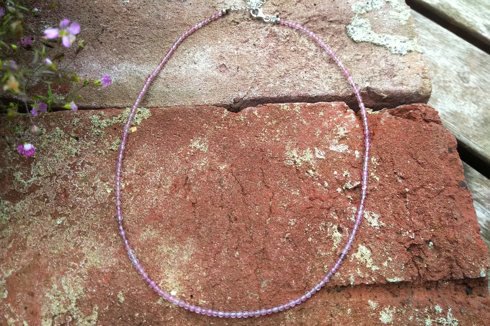 Beautiful faceted strawberry quartz necklace 45cm +5cm extension