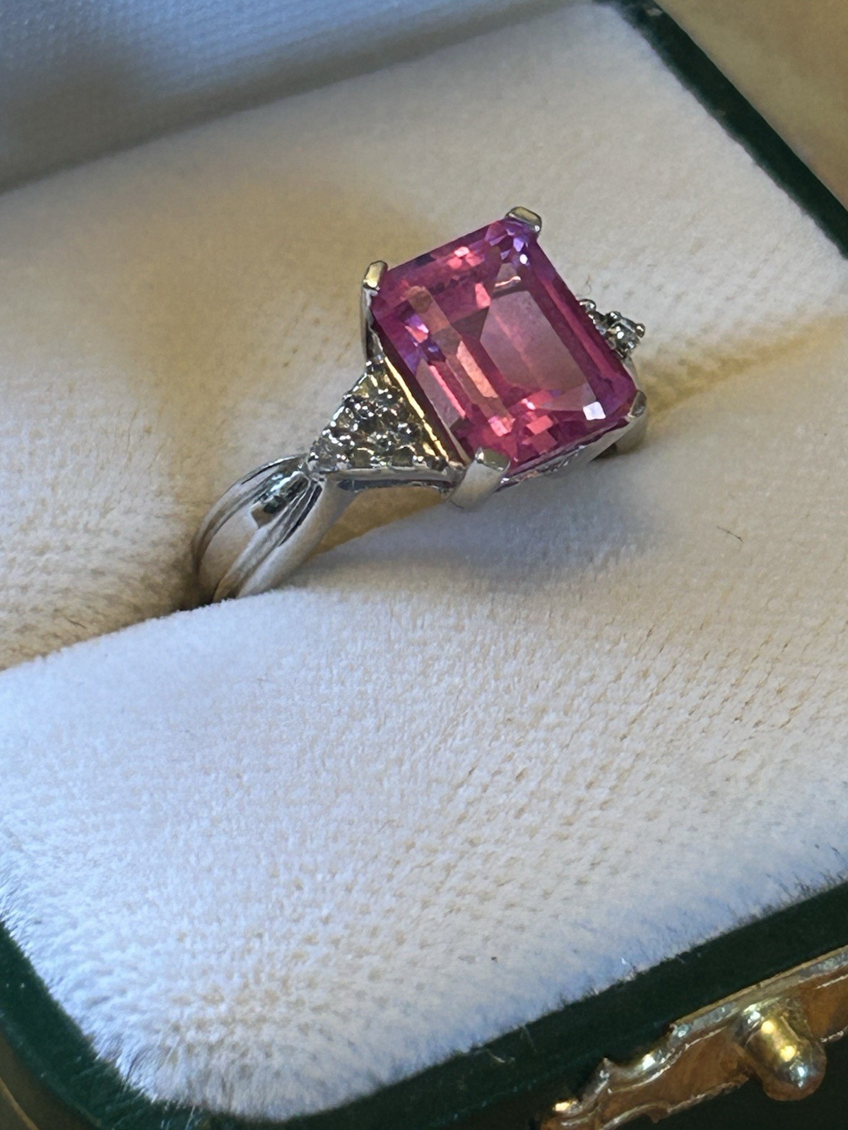 Women’s 10k White Gold/ Pink Stone Sz 5.25