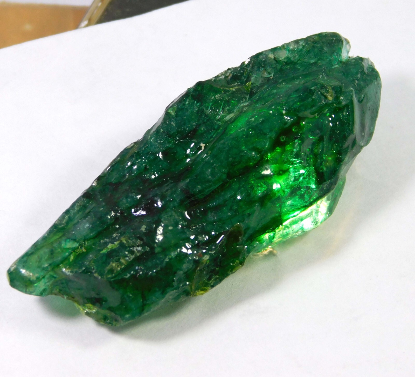 157.55 Ct Colombia Green Emerald Huge Rough Natural Raw Loose Gemstone