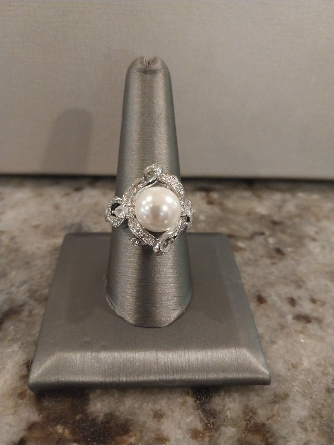 White Shell Pearl, Simulated Diamond Ring in Silvertone (Size 9.0) 1.10 ctw