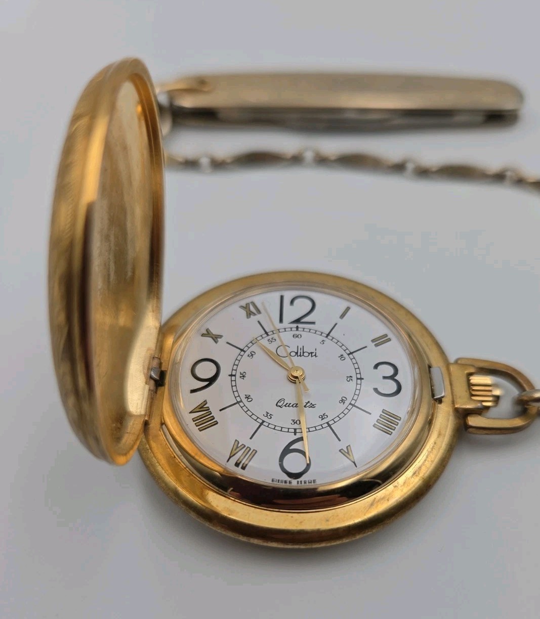 Vintage Colibri Quartz Men’s Gold Pocket Watch and Knife Set – Swiss Made
