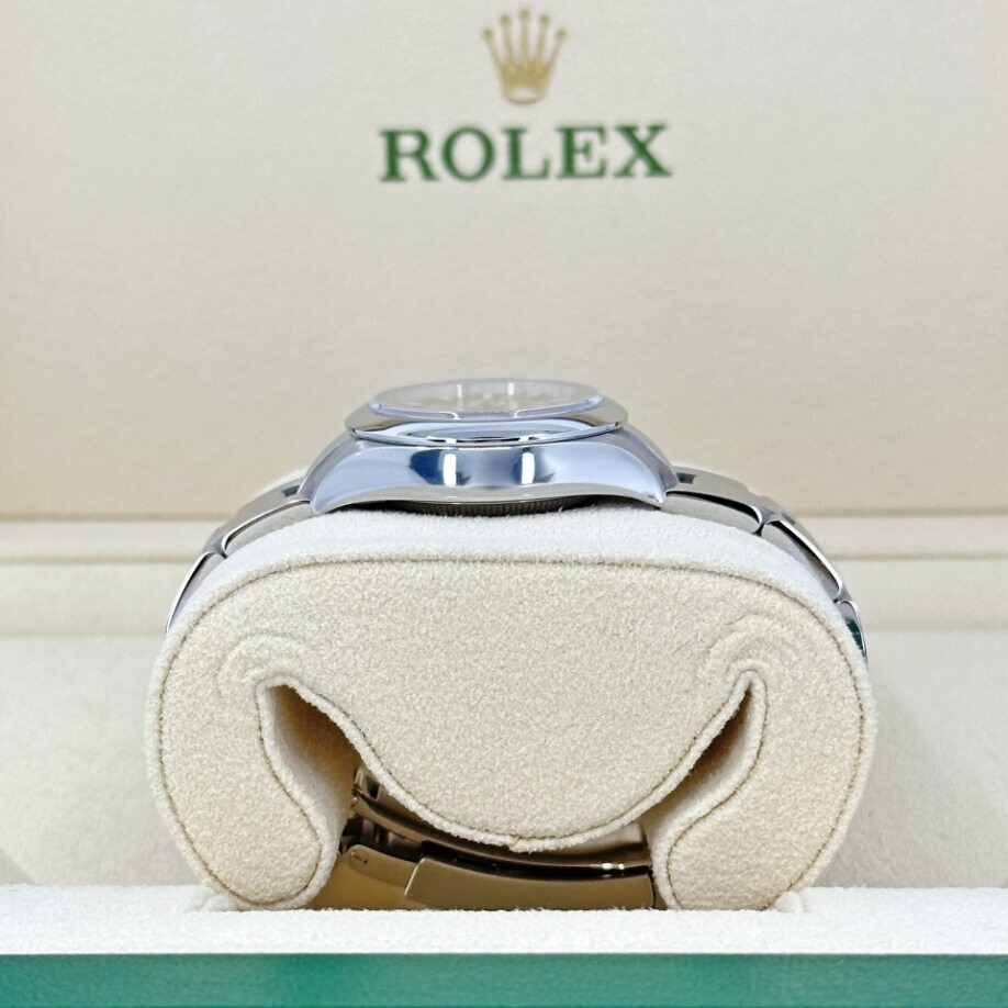 Rolex Oyster Perpetual, Oystersteel, 28mm, Pink, Ref# 276200-0004, Unworn, 2024