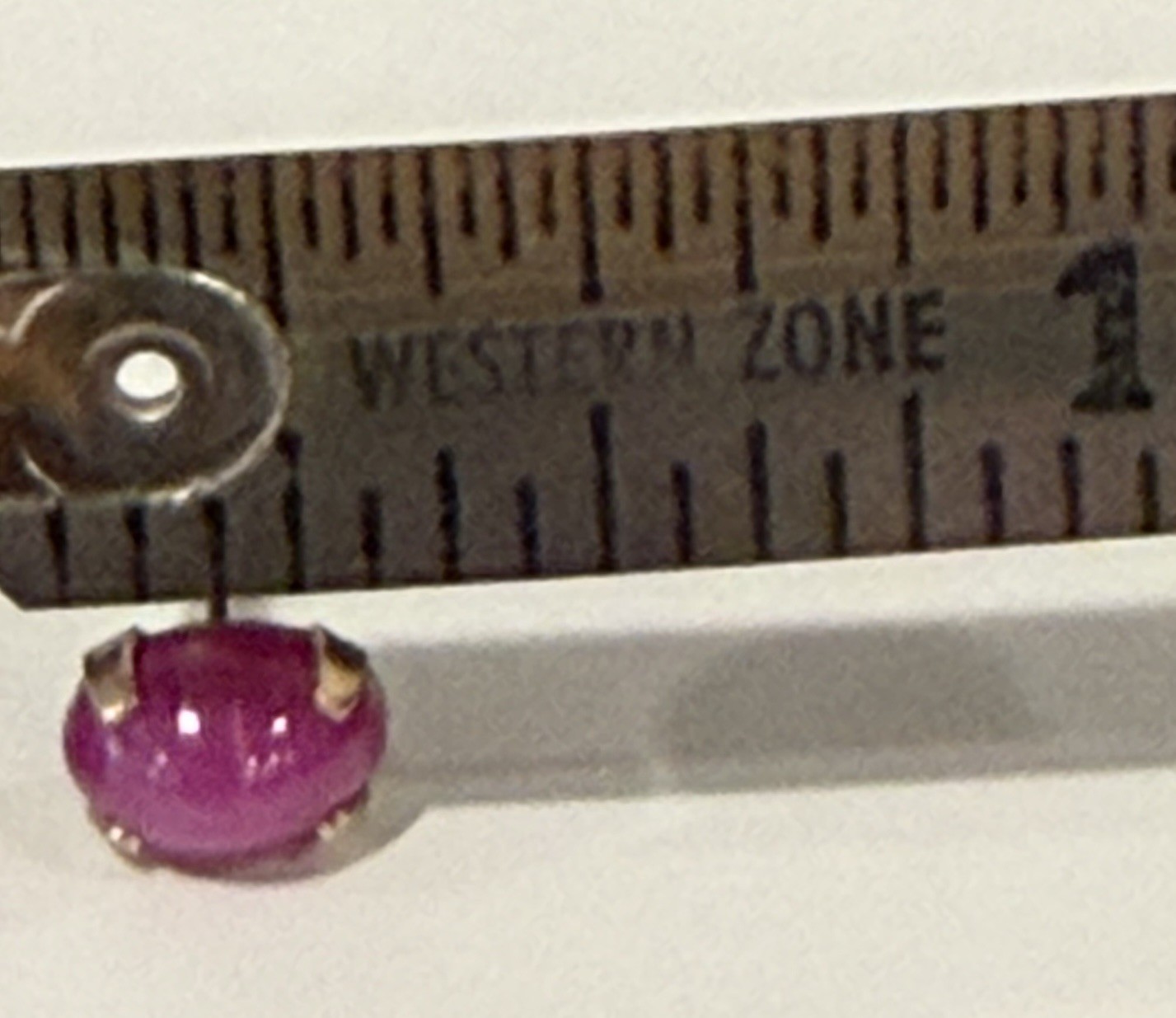10k Yellow Gold Lab Created Ruby Star Sapphire Stud Earrings .88g
