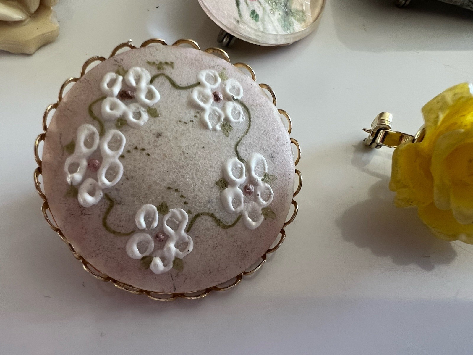 VTG Floral Brooch Lot Ceramic Roses Enamel Daisy Tile 10 Pc Flowers Pink Yellow