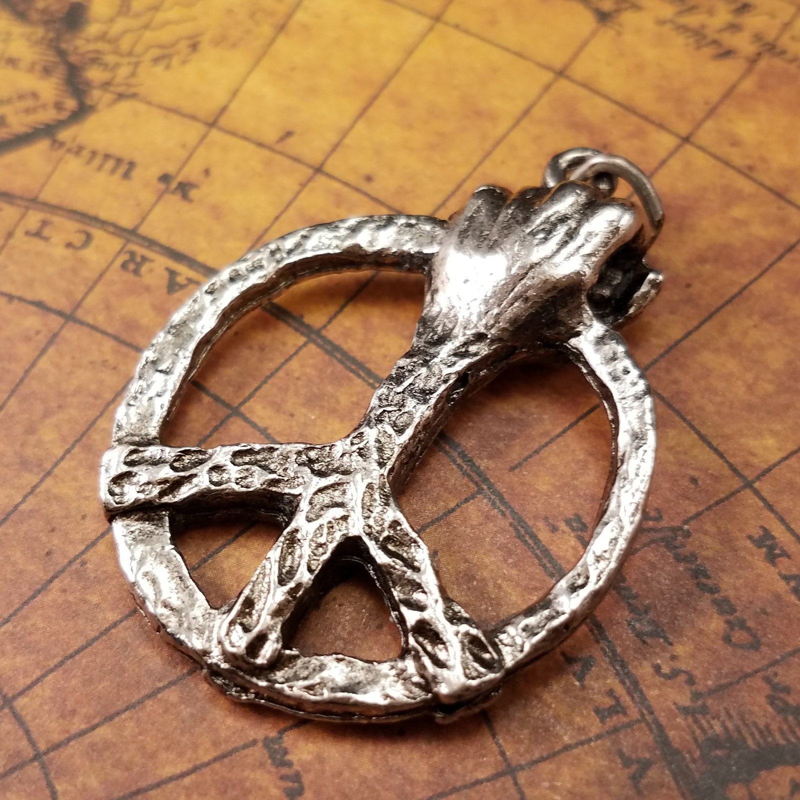 Vintage Boho Peace Symbol Charm 3D Hand Hammered Hippie Pendant Jewelry