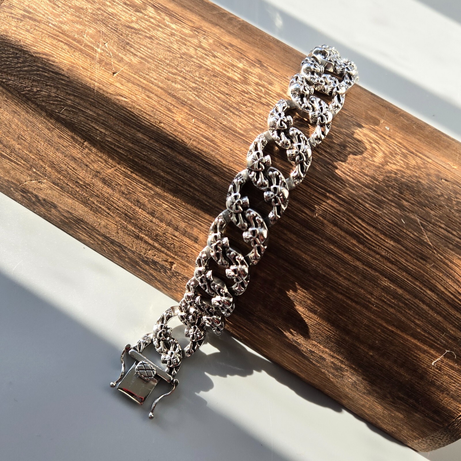 8.75 Inches Stainless steel Oxidized Style Skull Cuban bracelet/biker