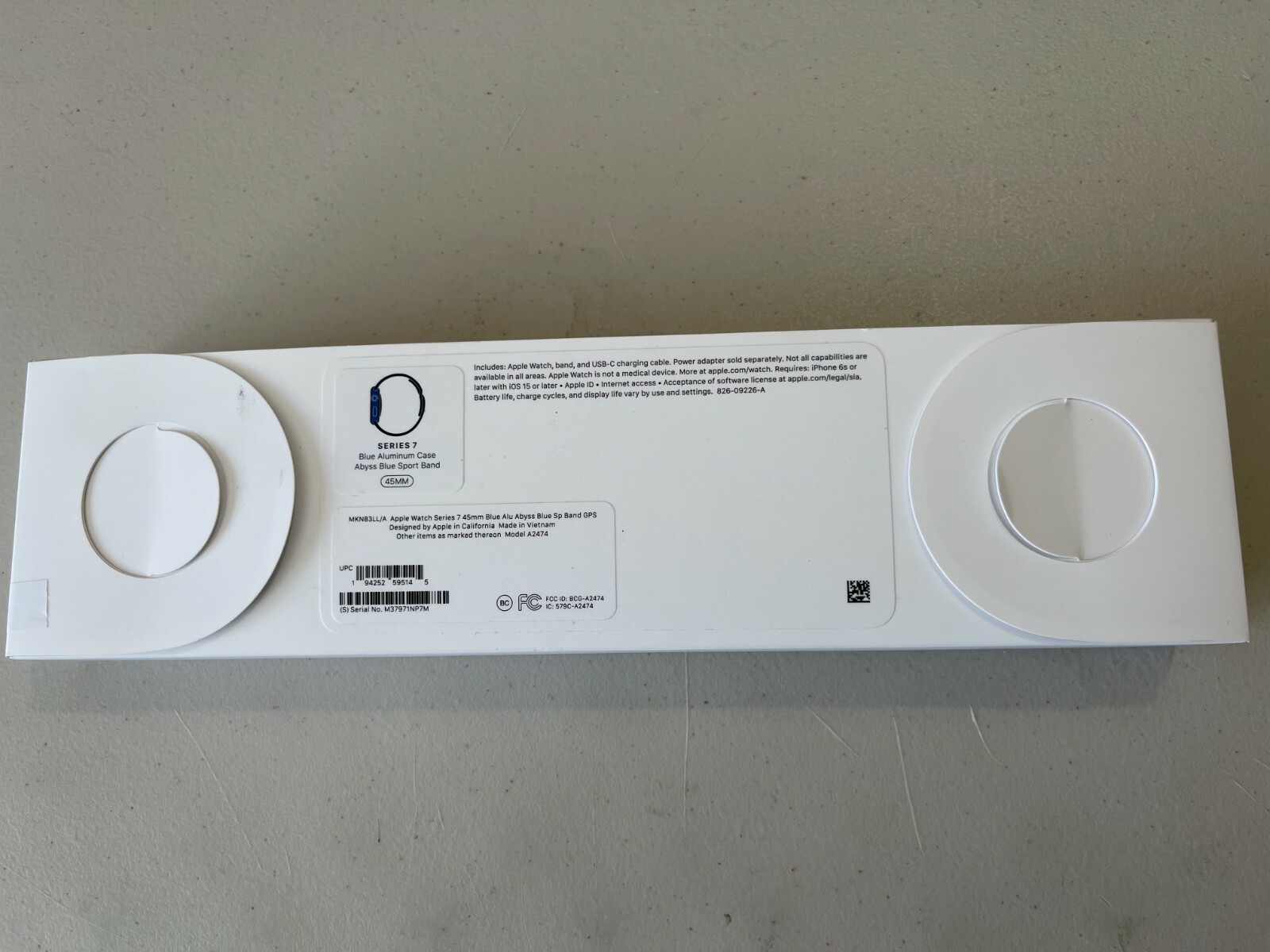 Apple Smart Watch 7 GPS 45mm MKN83LL/A Abyss Blue Sport Band 32 GB Wristwatch ..