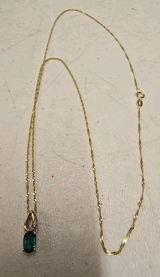 10k Yellow Gold 20″ Neckalce With 10k Emerald And Diamond Accent Pendant