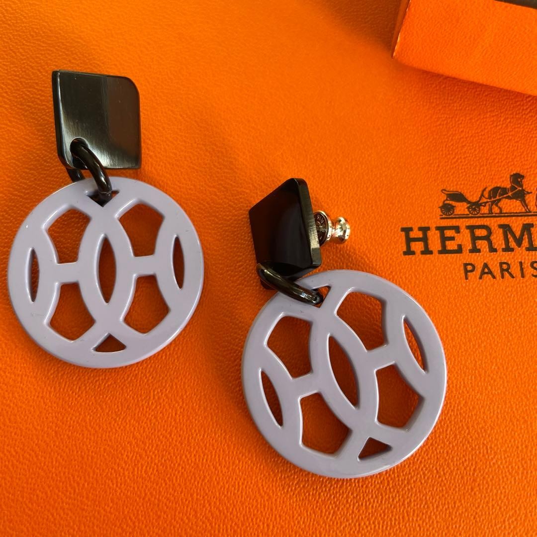 Final SALE!! HERMES Earrings Buffalo Horn Purple with Box