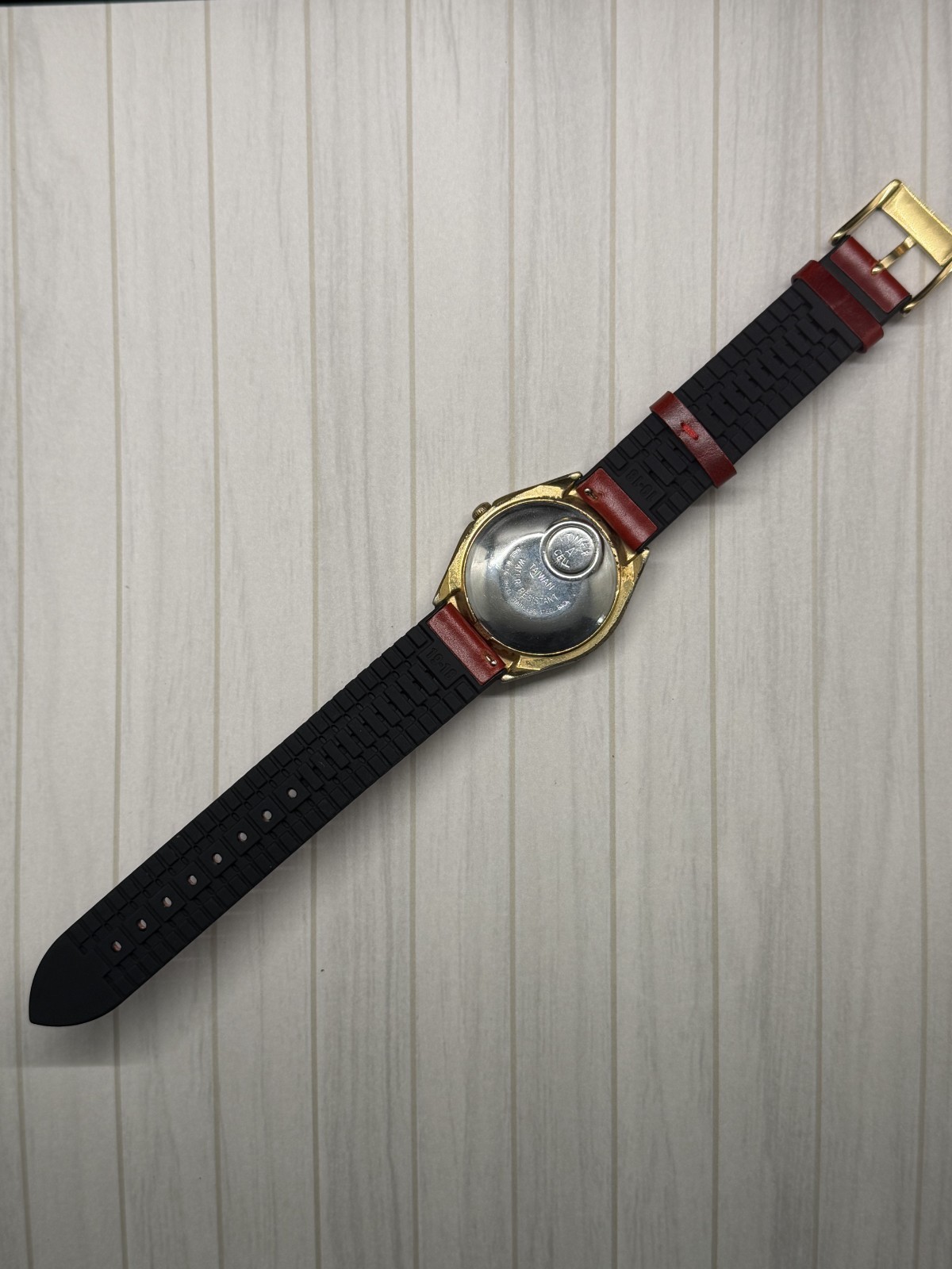 Vintage Timex Electric Dynabeat Mens Watch Burgundy Day Date Dial England