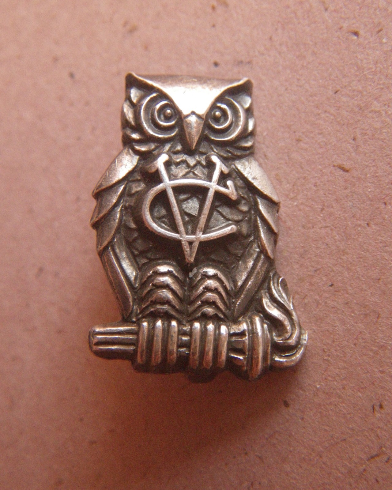 Vintage Vassar College Sterling Silver Lapel or Hat Pin Owl of Athena – As Is