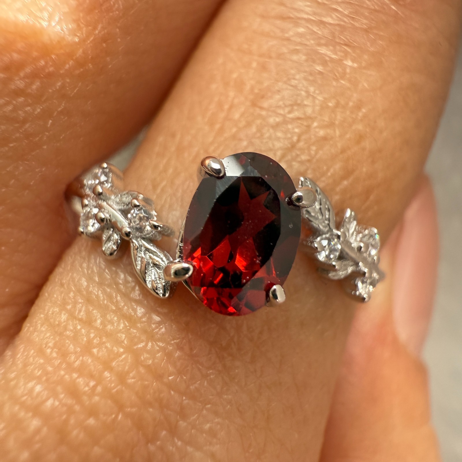 925 Sterling Silver Ring 7x5mm Natural Rhodolite Garnet Gemstone Zircon Flower