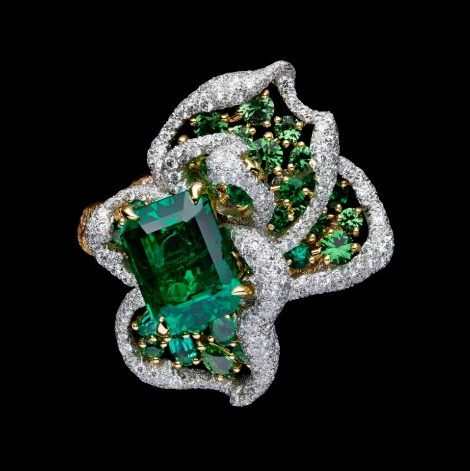 Awesome Blue Cushion Shape Lab Created Sapphire Queen Victoria Jewelry Brooch