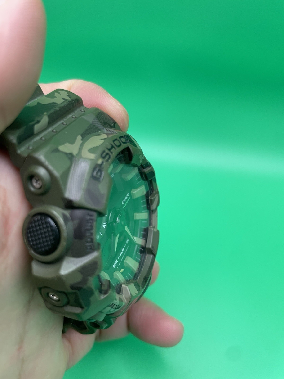 Casio G-SHOCK GA-700 Men’s Camo Analog-Digital Quartz 200m Shock Resist