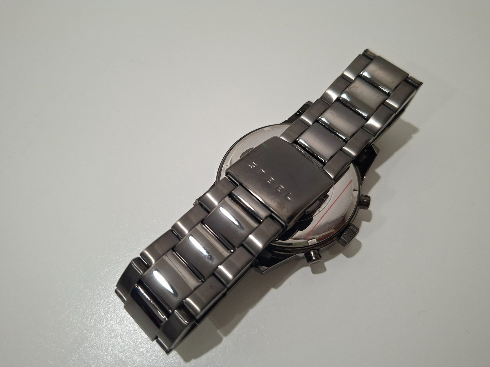 GUESS U0668G2 Gunmetal Chronograph Watch Stainless Steel Date