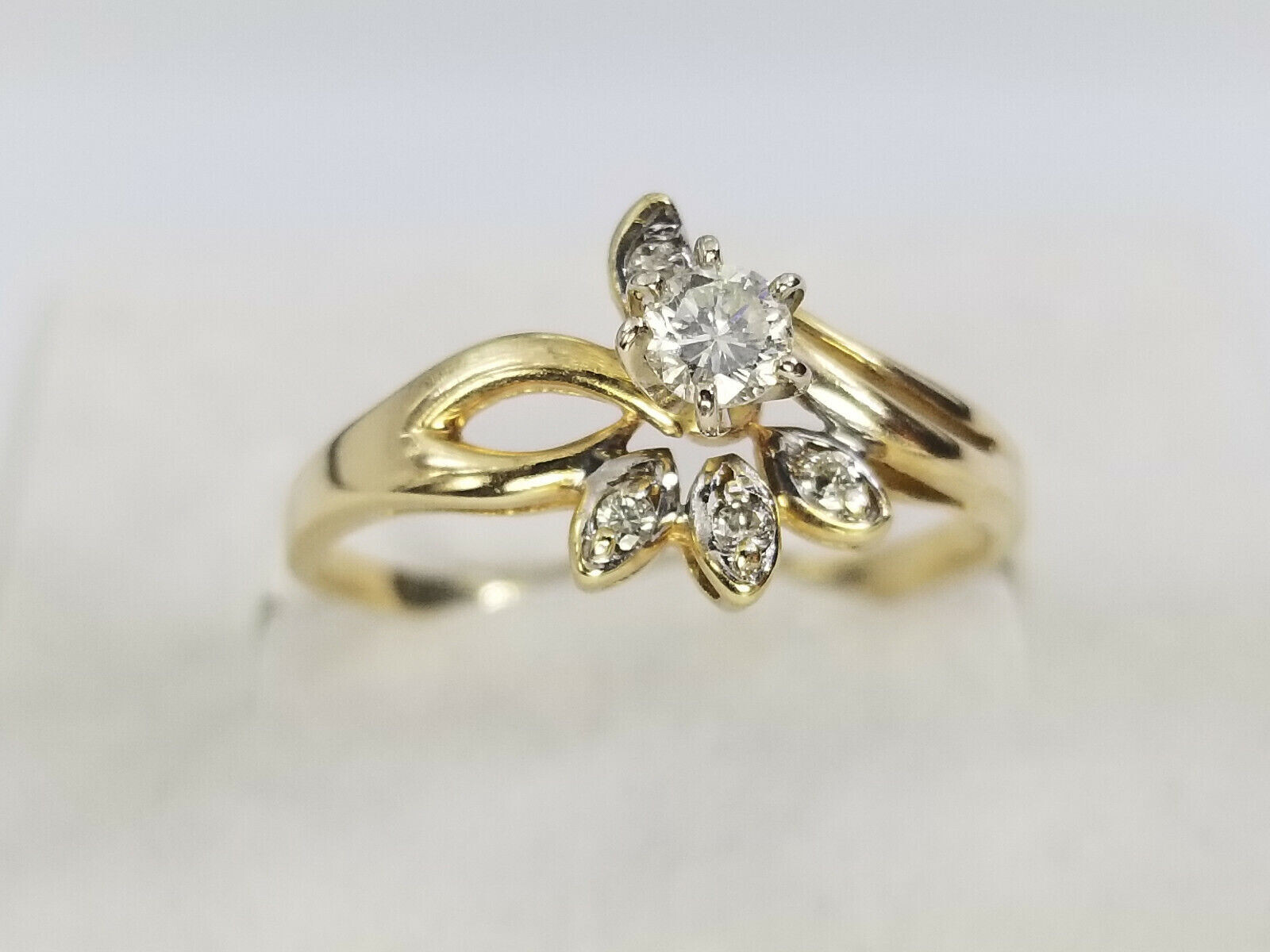 .40ctw Diamond Floral Flower Cluster 14k Yellow Gold Ring 7 3/4