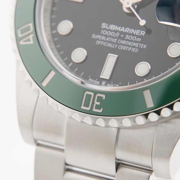 ROLEX Submariner Date 41 126610LV Warranty 2022 Box/Paper