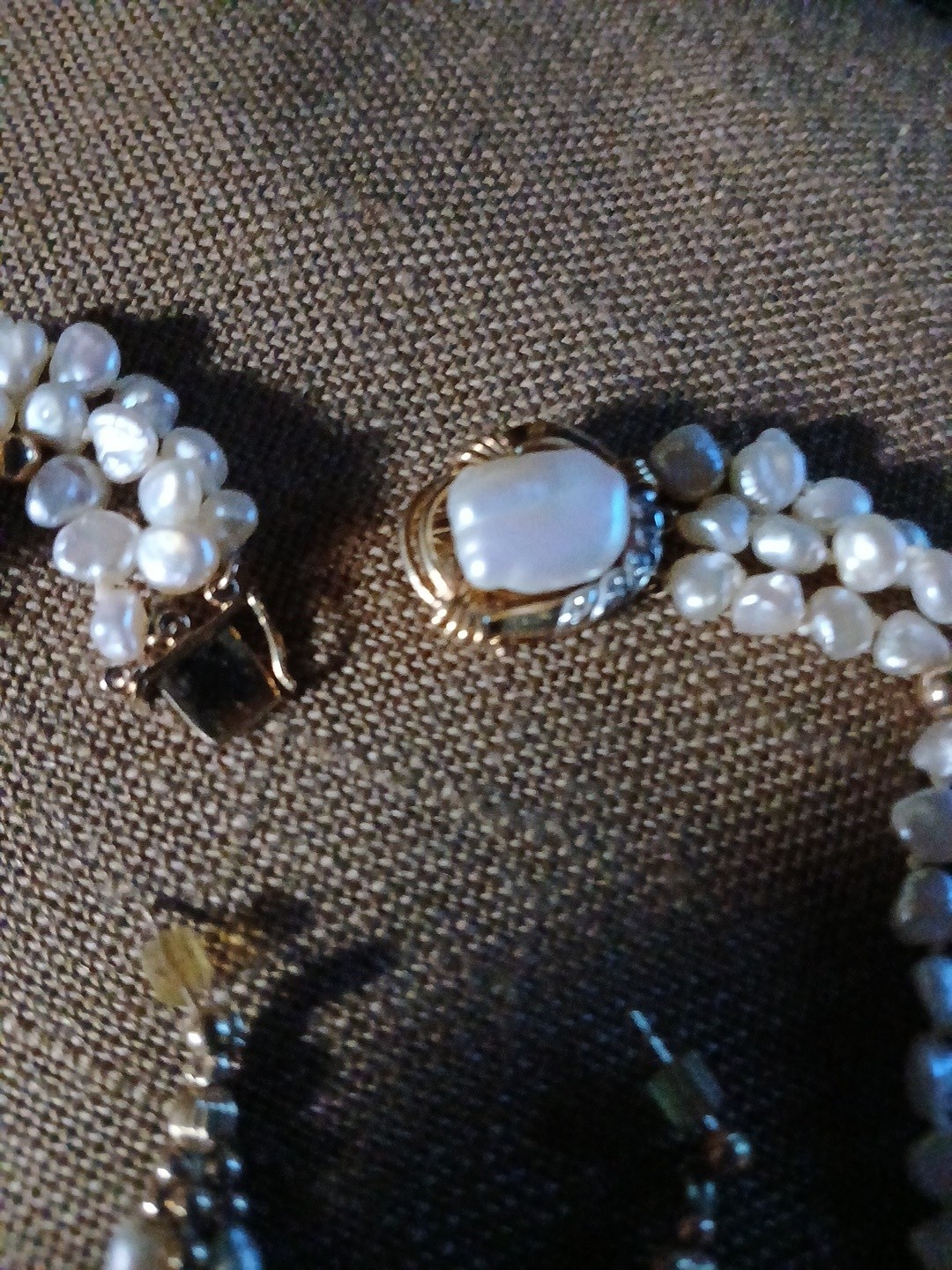 Heirloom Vintage 14K Gold Seedwater Pearl & Diamond 3 Strand Necklace & Stud…