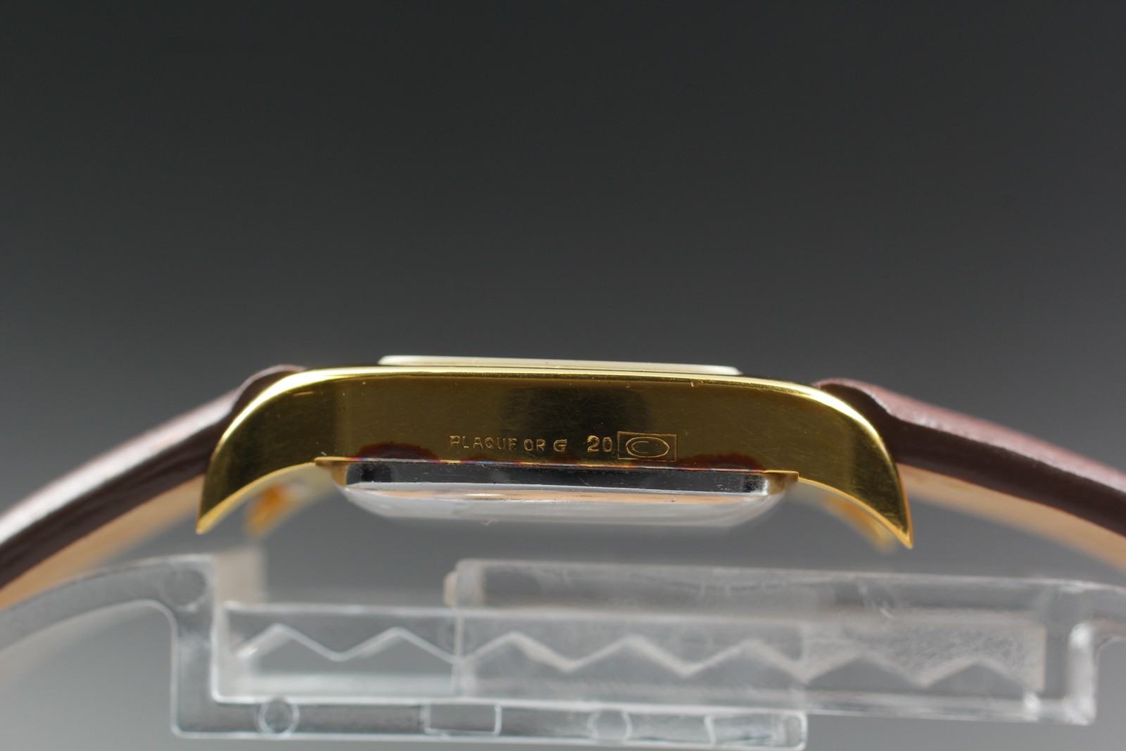 [Near MINT] Vintage OUNIVERSAL GENEVE 511623 Gold Watch Men From JAPAN