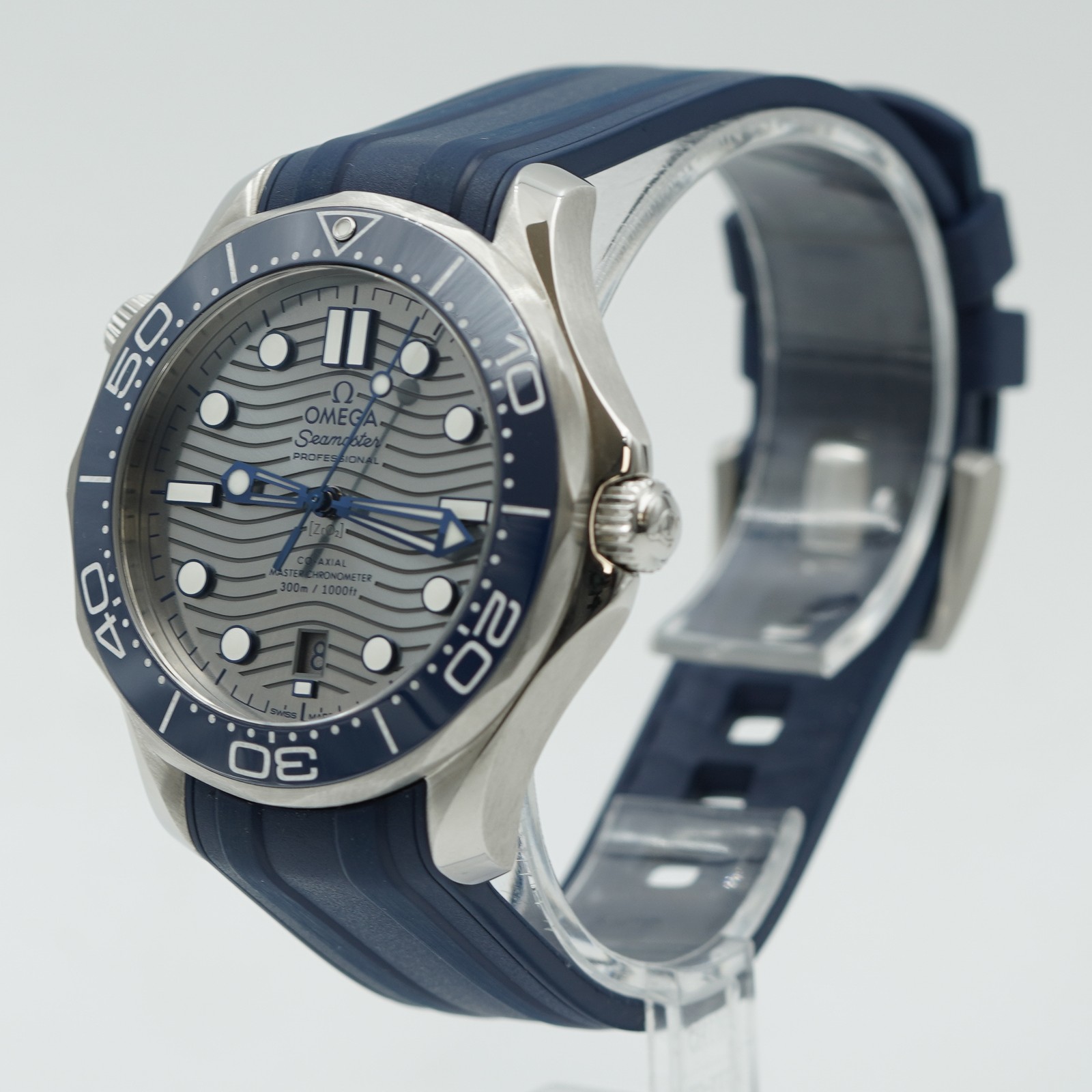 Omega Seamaster Pro Diver 300M 210.32.42.20.06.001 Silver B&P