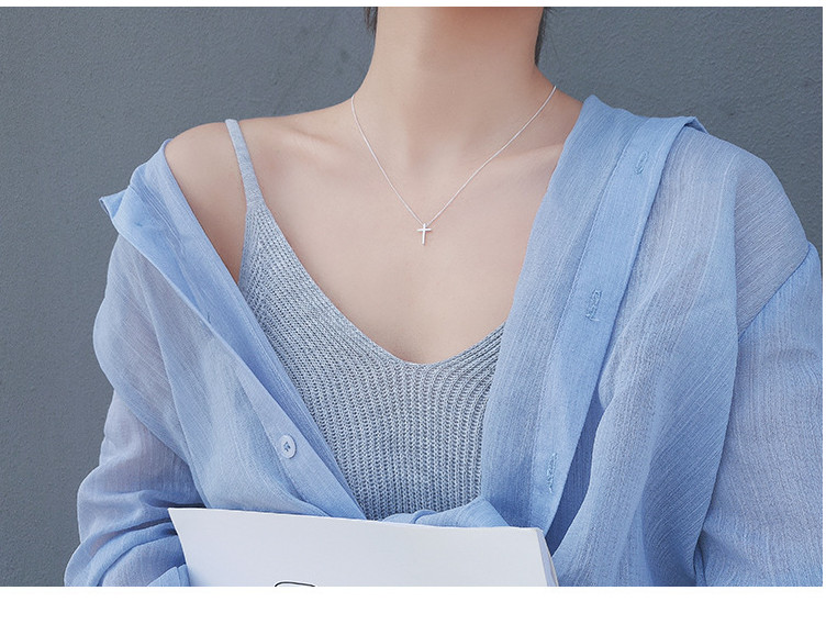 NEW Women’s 925 Sterling Silver Cross Plain & Simple Pendant Adjustable Necklace